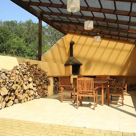 公寓 Cerny Kocour Sarovy